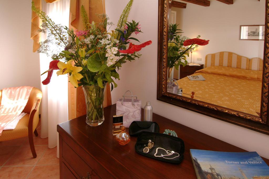Residence Corte Grimani Venesia Ruang foto